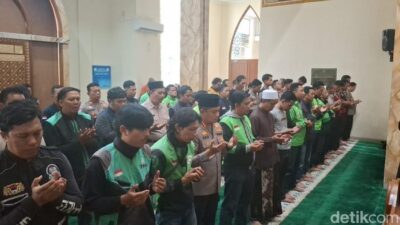 Kapolresta Bogor dan Ojol Bogor Raya Berikan Dukungan Melalui Salat Gaib untuk Affan Kurniawan