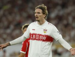 Newcastle Incar Striker Masa Depan, Liverpool Berebut Isak?