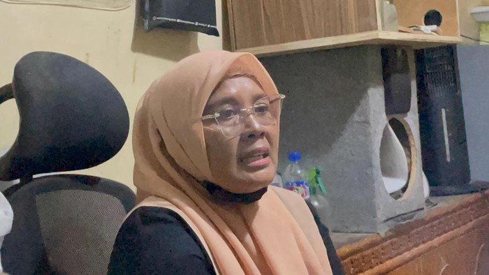 Harapan Keluarga Ojol Affan Kurniawan Usai Dikunjungi Prabowo - Alternatif 1
