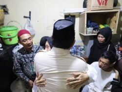 Ibunda Affan Ojol Bongkar Kisah Sedih, Dipeluk Prabowo: “Anak Saya Nggak Ada…”