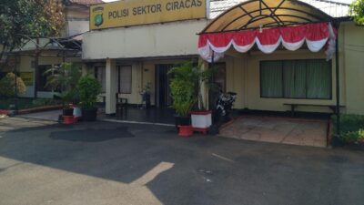 Ricuh Meluas, Polsek Ciracas Jaktim Jadi Target Serangan Massa