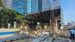 [7 Gerbang Tol Jasa Marga Terbakar, Demo Berujung Musibah]