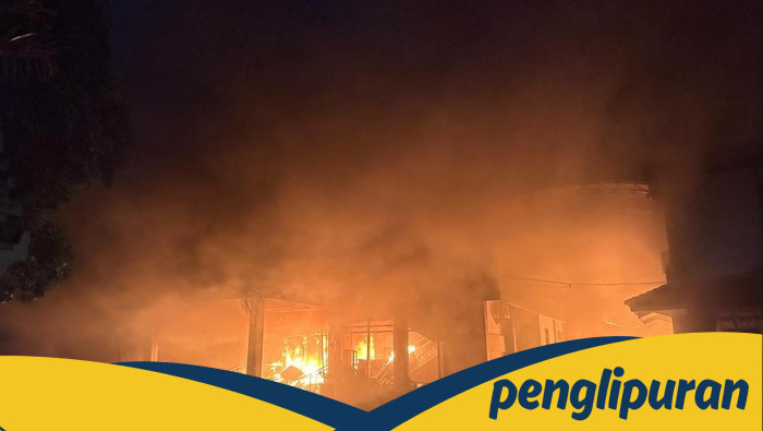 **Gedung DPRD Kota Kediri Jatim Terbakar, Lindungi Penanganan Darurat!**