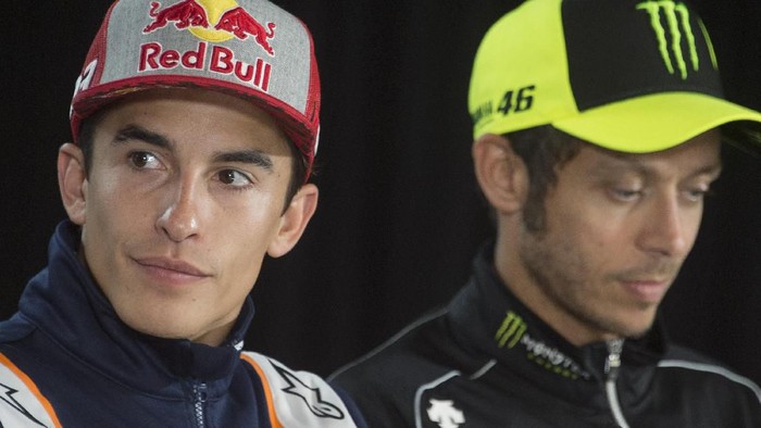 **Siapakah GOAT MotoGP Sesungguhnya? Rossi atau Marquez?**