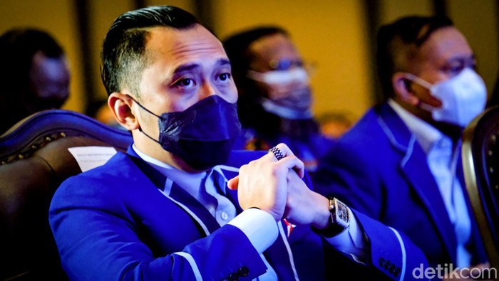 Ketua Fraksi PD, Ibas, Janji Evaluasi Tunjangan DPR