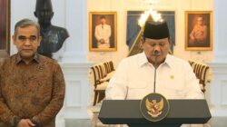 “Prabowo: Pimpinan DPR Moratorium Kunjungan Kerja ke Luar Negeri, Langkah Besar atau Ancaman bagi Diplomasi Indonesia?”
