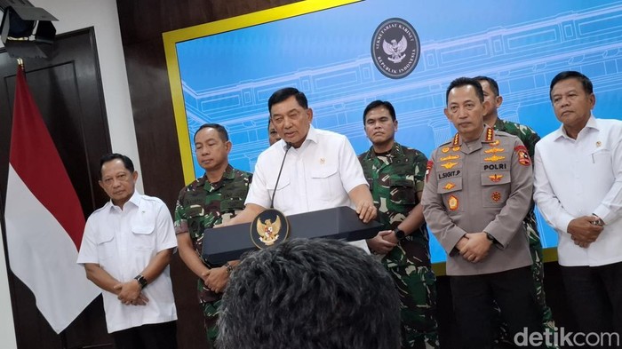 Prabowo: TNI-Polri Harus Solid, Jaga Keamanan Masyarakat dari Ancaman Baru!