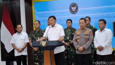 Sidang Kabinet Disebut Prabowo: “TNI-Polri, Berani Tindak Perusuh atau Jadi Penonton?”