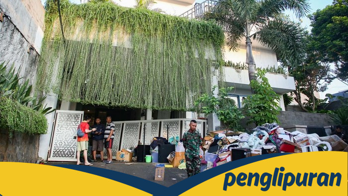 Rumah Pejabat Dijarah: Kisah Warga Soal Hal Mencurigakan yang Terjadi