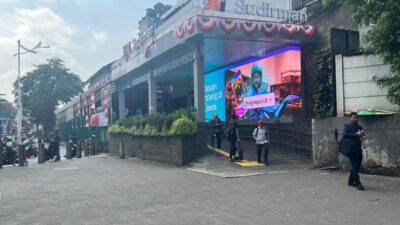 “Stasiun KRL-MRT Dukuh Atas Lengang, Imbauan WFH atau Kebiasaan Baru Warga?”