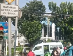 Lampu Lalin Jatinegara Kembali Beroperasi Usai Dirusak Massa, Arus Lalin Terpantau Lebih Tertib