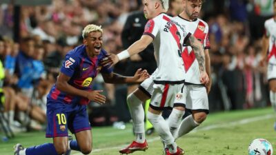 **Lagi Lagi Kontroversi di Laga Barcelona: Penalti Disengketakan dengan Lamine Yamal**