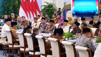 “Prabowo Bersilaturahmi dengan Tokoh Lintas Agama, Petinggi Parpol di Istana Negara: Langkah Strategis untuk Solidaritas Nasional?”