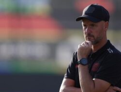 **Leverkusen Terpaksa Pecat Ten Hag Setelah Tiga Pertandingan**