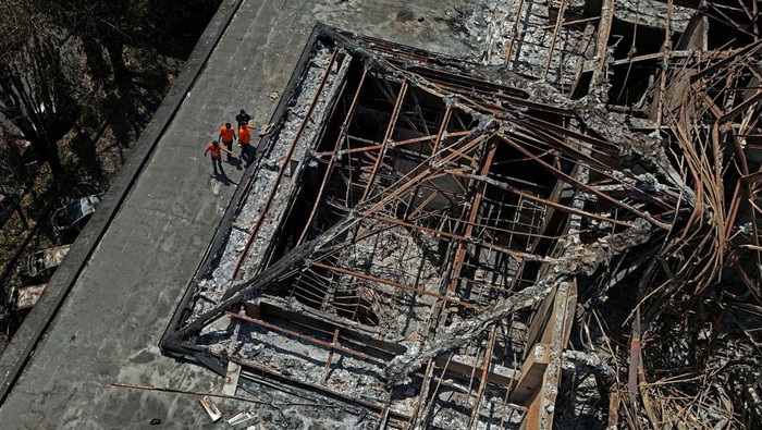 10 Tersangka Pembakar Gedung DPRD Makassar-Sulsel Ditangkap, Kasus Besar Terungkap!