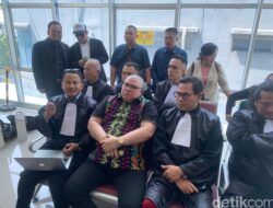 Razman Sudah Tak Sabar Sebab Tertunda-tunda Sidang Putusan: Sidang Vonis Ditunda 3 Pekan, Razman Nilai Kelamaan