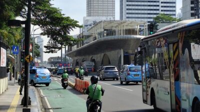 Jakarta Berangsur Normal, Pagi di Sudirman Jelmaan Baru Normalitas