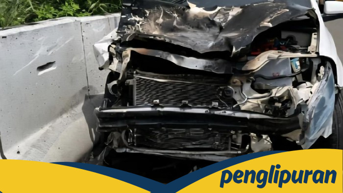 **Tragedi Jalanan! Sedan Tabrak Truk Boks di Tol Jagorawi, Arah Bogor, Hingga Terbakar**