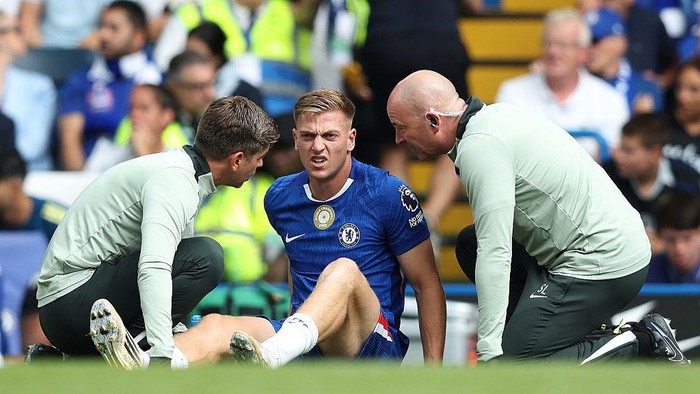 Cedera Delap dan Efek Domino di Bursa Transfer: Chelsea Berjuang Tanpa Striker