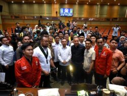 Terima Aspirasi Mahasiswa, DPR janji Perbaiki Kinerja, Tapi Apakah Cukup?