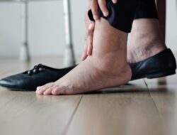 Waspadai! 5 Tanda-Tanda Jantung dan Liver Bermasalah yang Tersembunyi di Kaki Anda