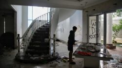 Polisi Tangkap Provokator yang Hasut Massa Jarah Rumah Uya Kuya!