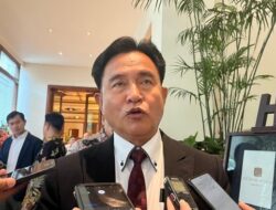 **Usai Ratas, Menko Yusril Peringatkan Aparat untuk Berlindung Dalam Hukum**