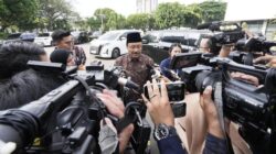 “Mensos Jelaskan Bansos untuk Korban Unjuk Rasa: Apa yang Sebenarnya Terjadi di Balik Layar?”