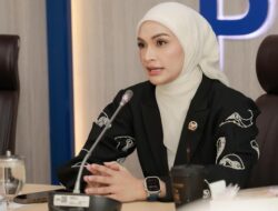 PAN Setuju Hapus Tunjangan DPR, Tuntutan Rakyat Deadline 17 Memicu Perdebatan