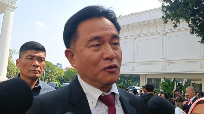 Menko Yusril Siap Revisi UU Pemilu, Soroti Artis Masuk DPR