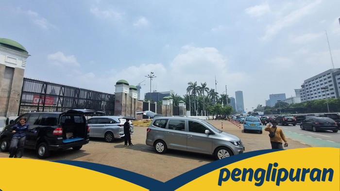 **Deadline 17 Tuntutan Rakyat Hari Ini, Kondisi Dekat DPR Tetap Damai**
