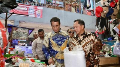 **Mendagri Tinjau Pasar Palembang, Pastikan SPHP Lancar dan Terjangkau**
