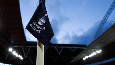 Daniel Levy Cabut dari Tottenham, Investasi Timur Tengah Mengintai?