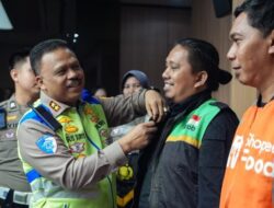 Ojol Jadi Duta Keselamatan, Kakorlantas Gandeng Komunitas untuk Lintas yang Lebih Aman!