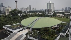 [Langkah DPR Potong Tunjangan dan Fasilitas, Masyarakat Bersorak]