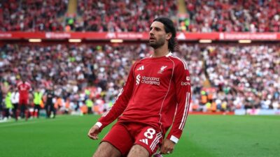 **Pelatih Hungaria Curigai Szoboszlai Sebagai Bek, Liverpool Malah Senang!**