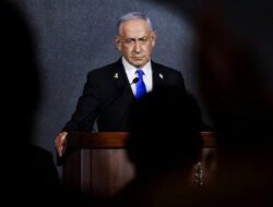 **Netanyahu Intensifkan Aksi di Wilayah Gaza, Struktur-Struktur Runtuh**