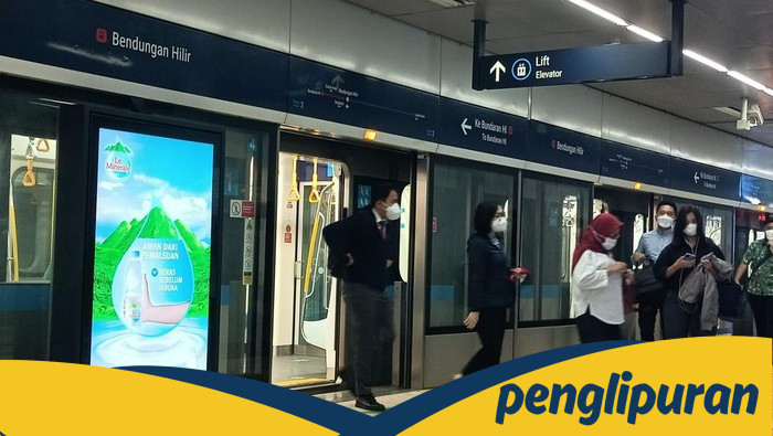 MRT Tetap Beroperasi Normal Usai Ruko di Depan Stasiun Cipete Terbakar - Update 1