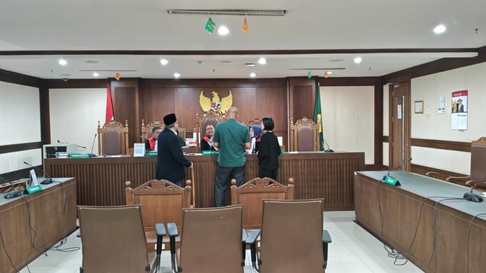 Warga Gugat Wapres Gibran dan KPU Rp 125 Triliun, Reaksi Publik Muncul di PN Jakpus