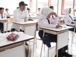 Menjelajahi Potensi Siswa, Mensos Tinjau SRMP 14 Batu dengan Fasilitas Terbaik!