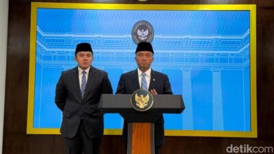 **Mensesneg Ungkap Alasan Prabowo Reshuffle Kabinet: Evaluasi Terus-menerus, Ini Langkah Presiden**