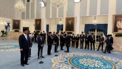 Prabowo Resmi Lantik Gus Irfan Jadi Menteri Haji, Dahnil Wamen: Redaksi Ini Menarik Perhatian!