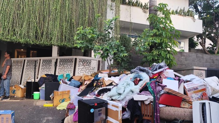 Polisi Tetapkan 11 Tersangka Penjarahan Rumah Sri Mulyani, Apa yang Mereka Lakukan?