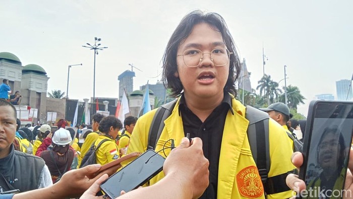 **Perwakilan Massa Mahasiswa Tanggapi Pernyataan Menkeu soal Tuntutan 17+8: Kecaman dan Harapan Pembaruan**