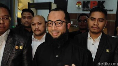 **Diperiksa KPK 7 Jam lebih, Khalid Basalamah Terkuak Sebagai Korban Travel Lain!**