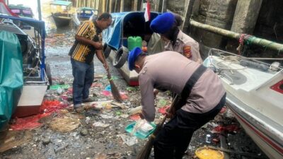 “Polairud Polres Meranti Bersih-bersih Sungai, Wujudkan Green Policing yang Mencekok!”