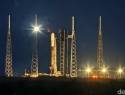 **Mengungkap Alasan Malamnya Peluncuran Satelit Nusantara Lima dari Cape Canaveral**