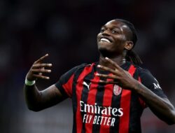 **Rafael Leao dan Peran Baru di AC Milan: Konsistensi dalam Pulih dari Cedera**