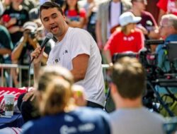 Dunia Hari Ini: Influencer Sayap Kanan Charlie Kirk Tewas dalam Insiden Mengejutkan