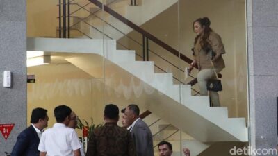 Lisa Mariana Ungkap Menerima Aliran Duit Korupsi BJB saat RK Gubernur Jabar!